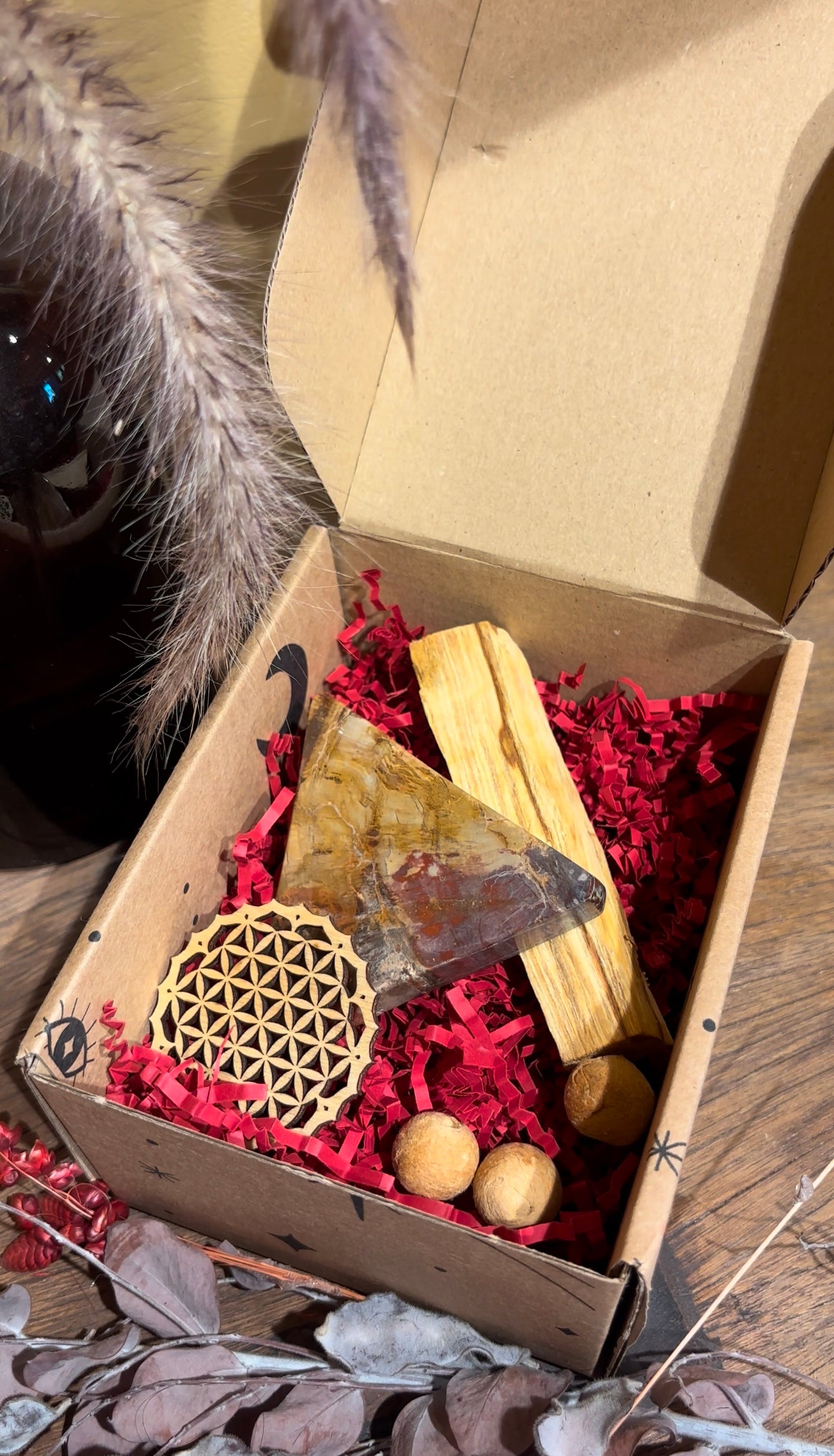 BOX ISIS - Triangle en pierre semi-précieuse + Kit de Purification